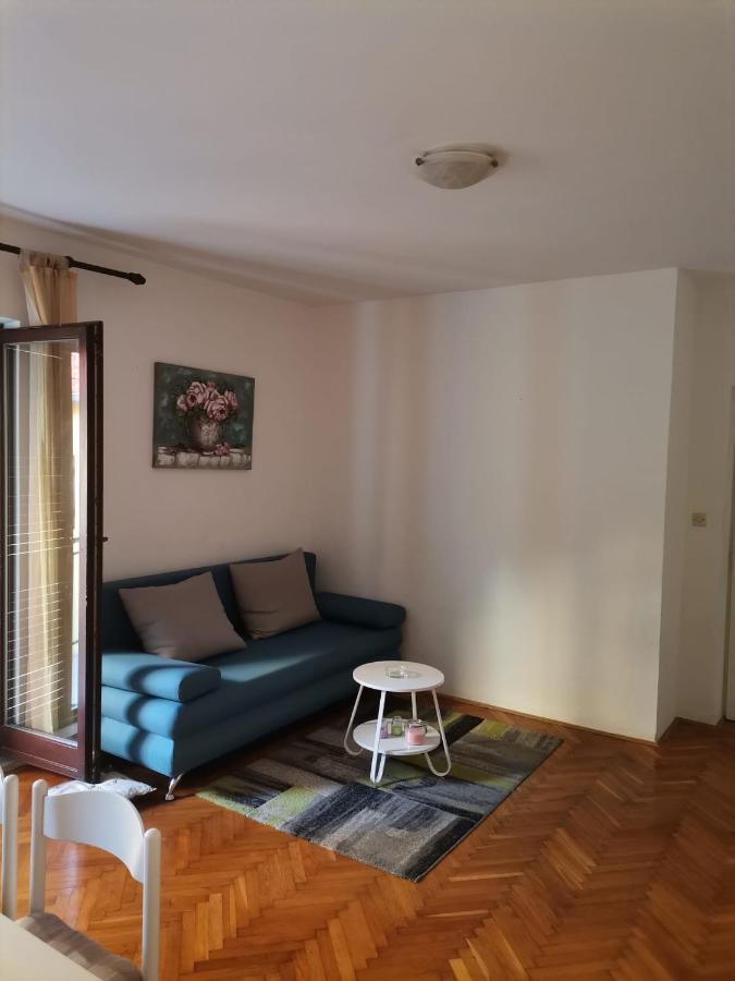 Delfin Apartments 扎达尔 外观 照片